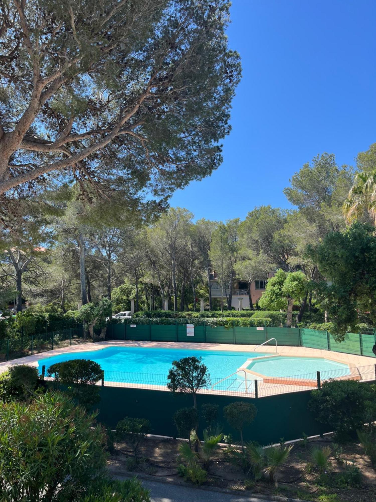 Appartamento L'appart St Aygulf, 5mn A Pied Mer, Piscine, Tennis Fréjus